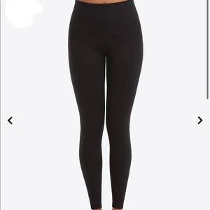 Spanx Leggings “Very Black”
